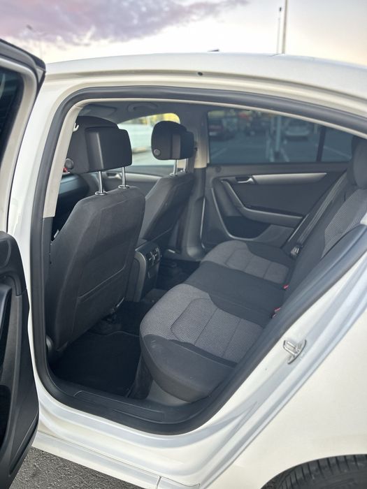 Volkswagen Passat B7 2.0 TDI DSG – 140 CP – 2012