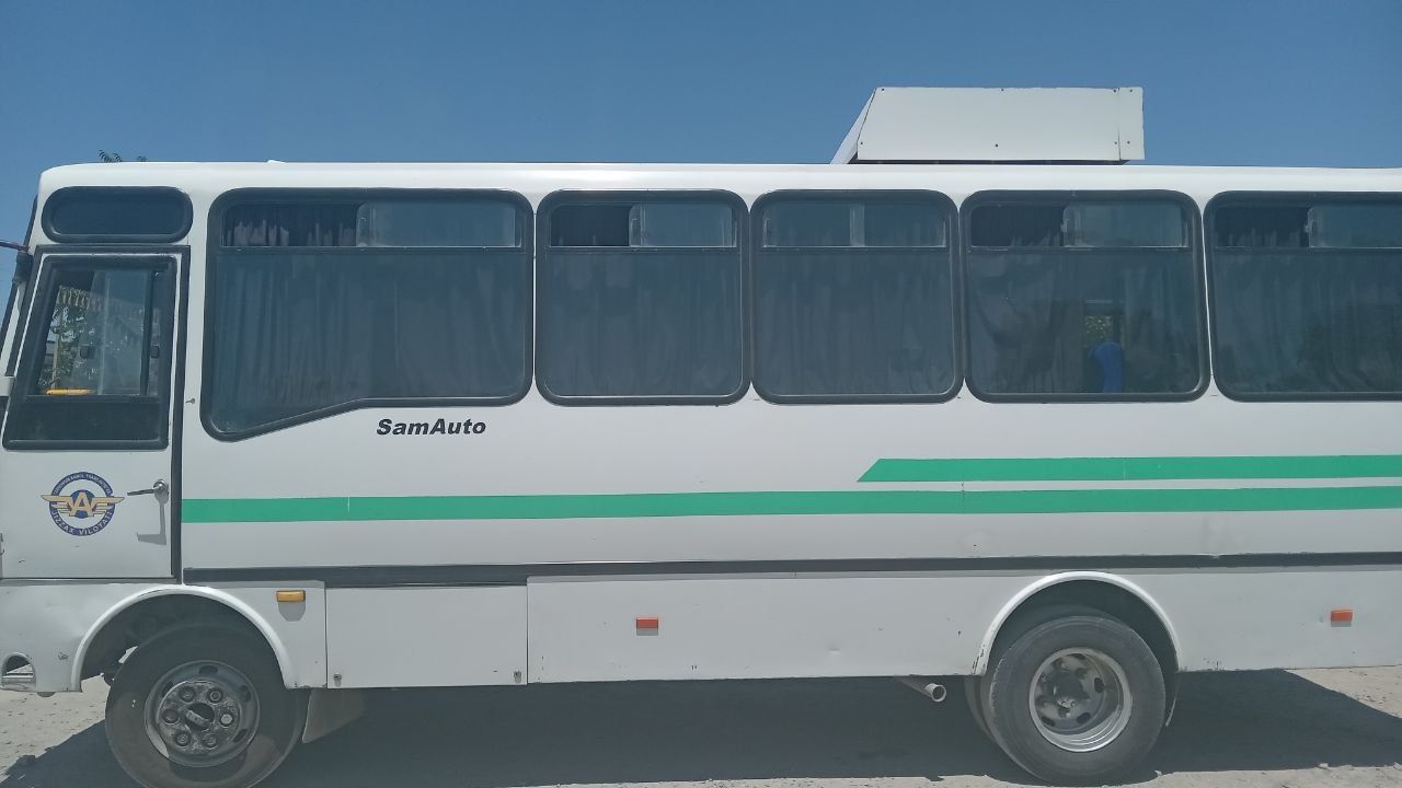 Isuzu avtobus sotiladi