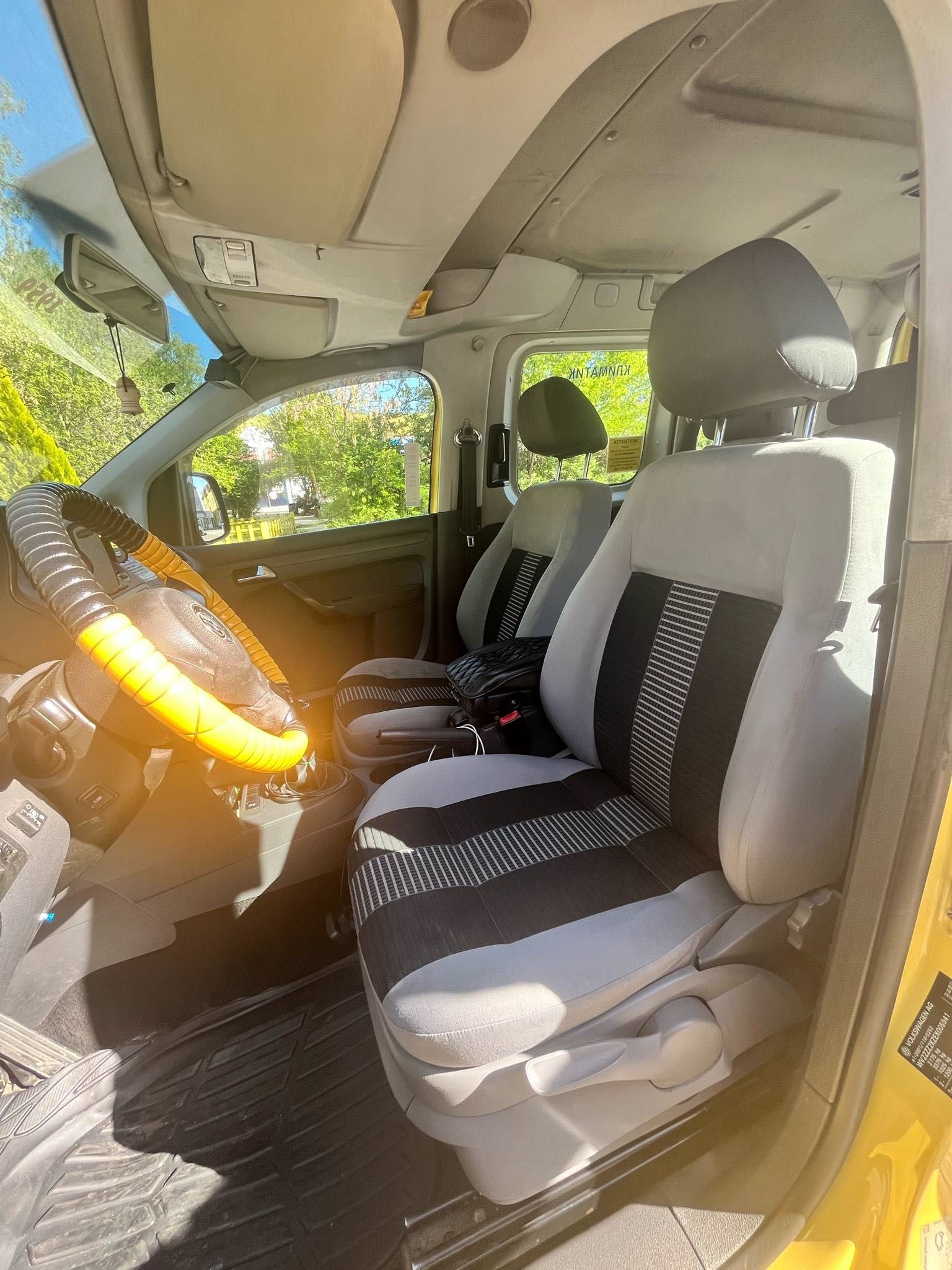 Давам под аренда VW CADDY