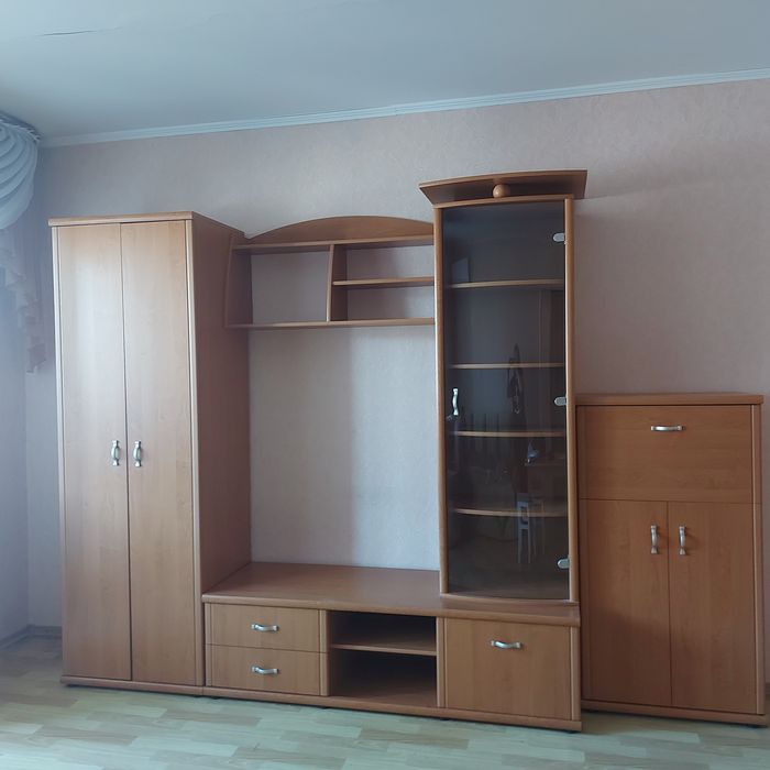 Продам стенку производство Польша