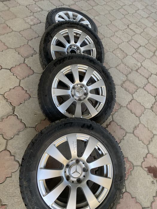 Продам диски с зимними ризинами r16
