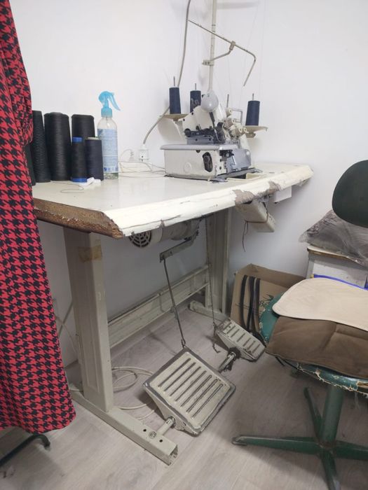 Продам безотказный советский оверлок