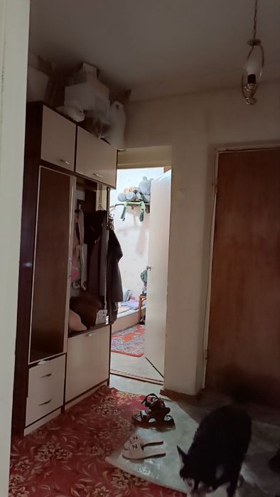 Срочно продам квартиру трёхкомнатную на первом этаже