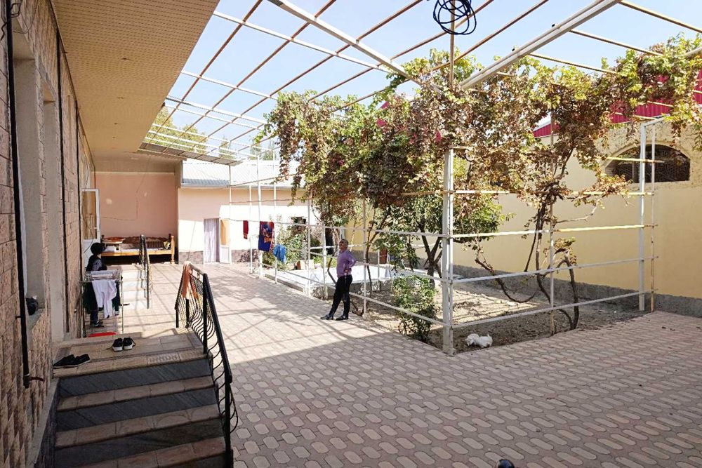 Продается дом в Самарканде, ориентир — ДЭУ Академический лицей.