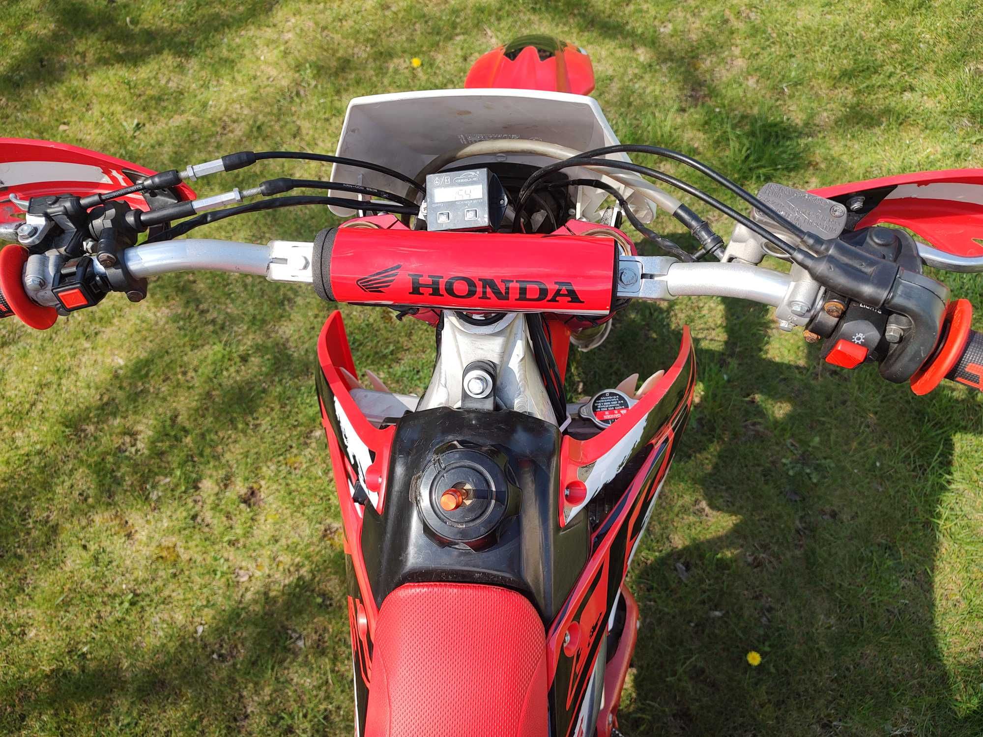 HONDA CRF 250 R / 2008