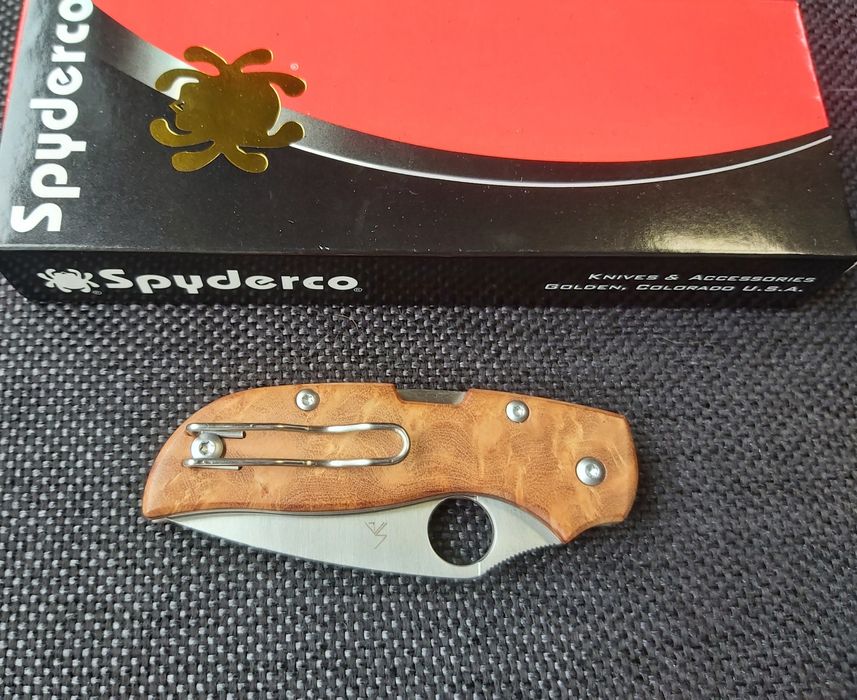 Сгъваем нож Spyderco Chaparral,дръжка Birdseye Maple, С152