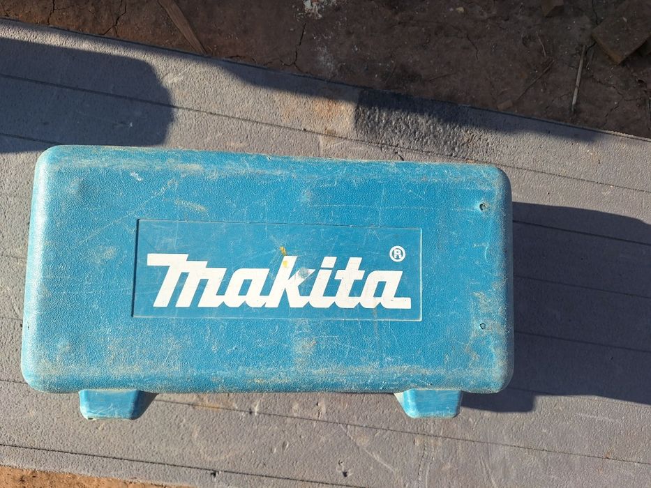Rindea machita 1050 v