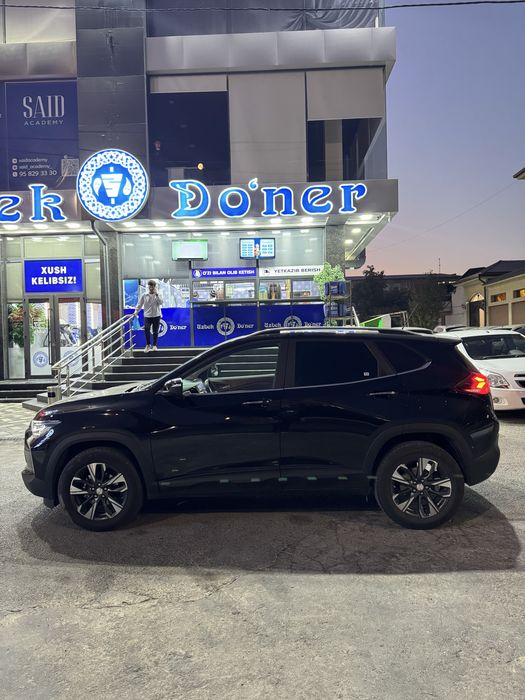 Tracker 2 premier 2024
