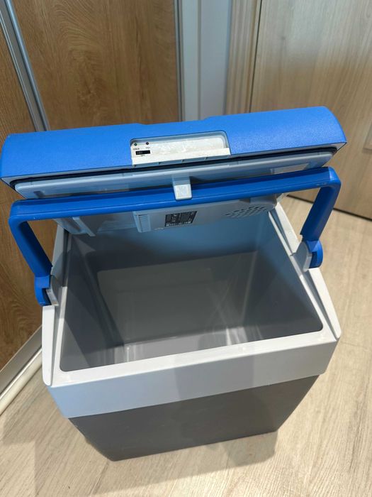 Немска хладилнa чанта Quigg KB 2018.18 - , 30л, 12V-220V