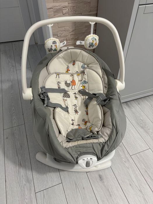 Vând balansoar electric Joie, stare foarte bună.