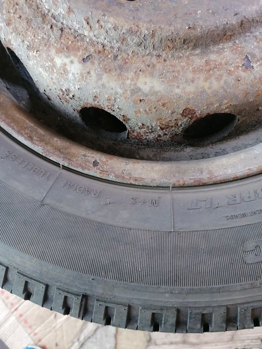 Cauciucuri pe 16, 185/75/R16 C, M+S DOT 0823