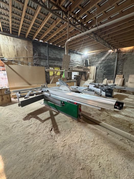 Продам формптно раскроечный станок форматник