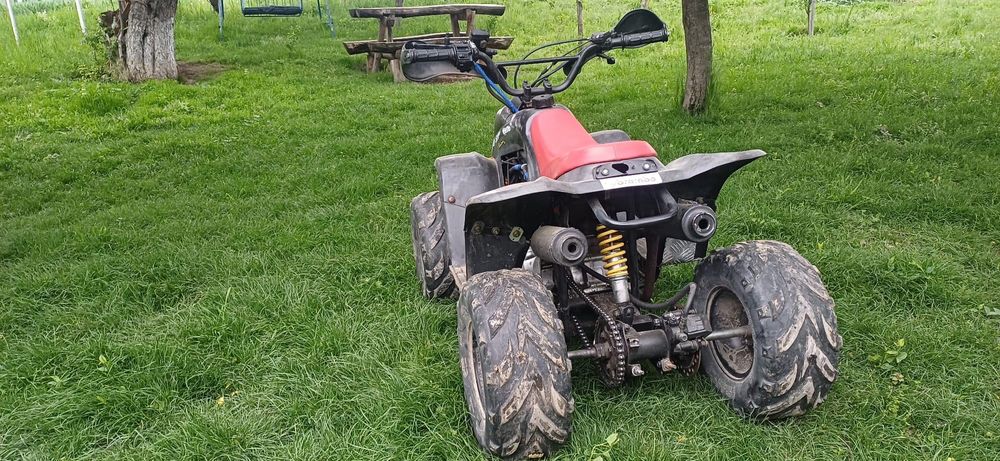 Vând atv 124 cm3