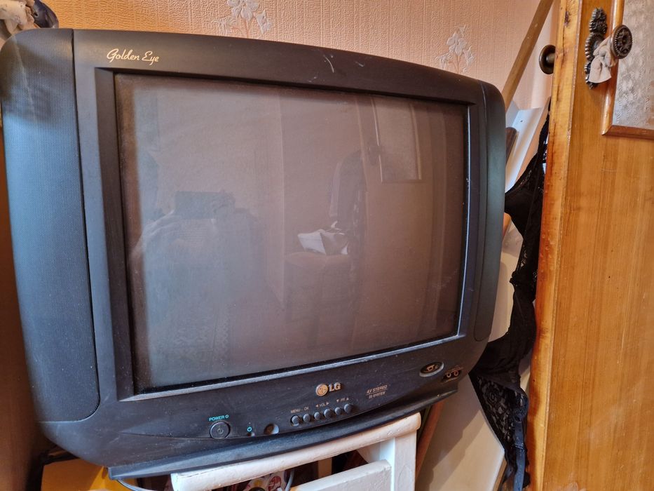Продам Телевизор LG