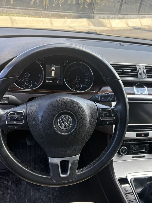 Vw passat 2.0 tdi 140 cp 2011