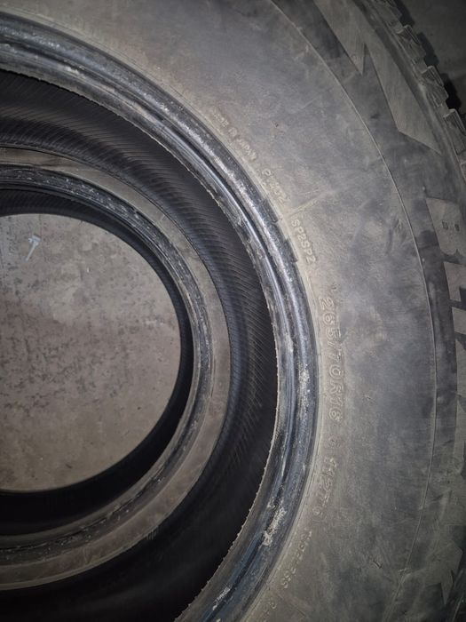 Четыре шины зимние шипованные 265/70 R16