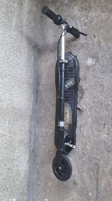 Trotineta electrica pt copii