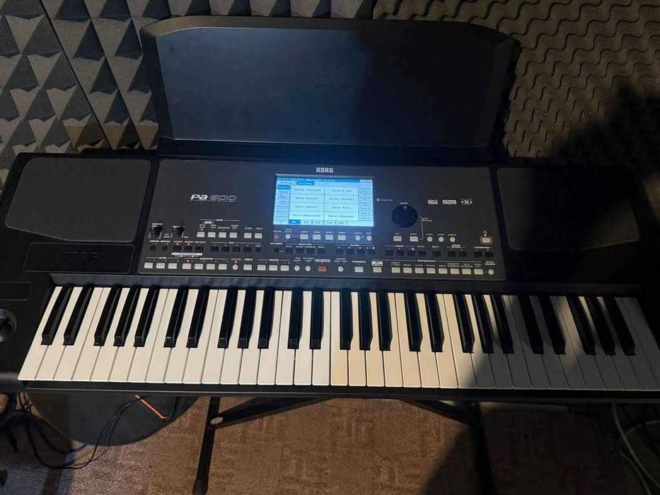 Orga Korg Pa 600
