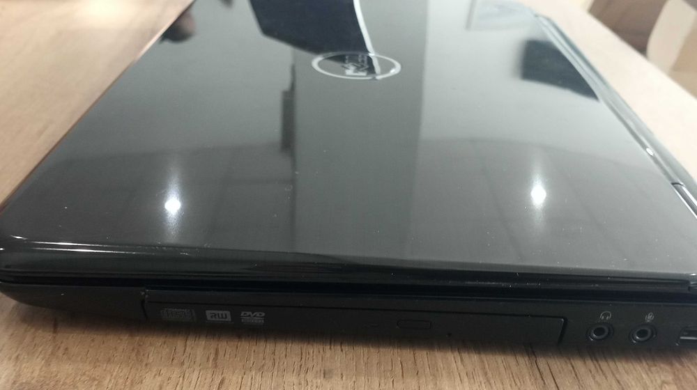 Dell Inspiron i7 2.2Ghz