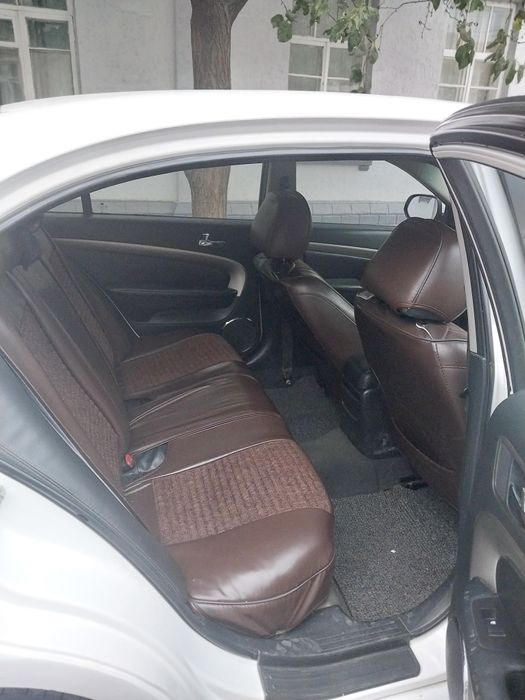 Epica sotiladi 2000 boshga