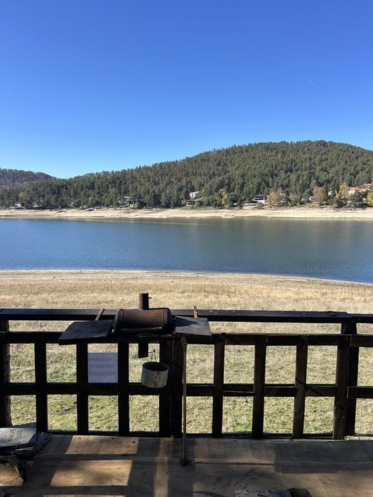 Стационарна каравана 5.50м на яз.Батак