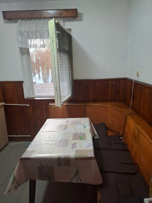 Dau in chirie, ap. 2 cam. decomandat, zona centrala Podgoria, et.1