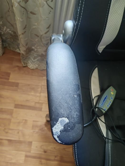 Vand  Scaun birou cu masaj