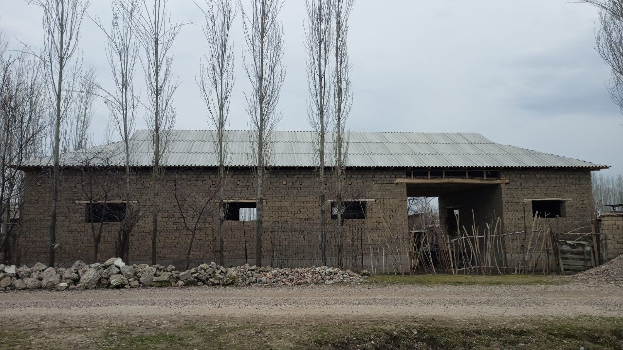 Uy sotiladi Toshkent viloyati Bo'ka tumani, Yangi bog' mfy, Yangi bog'