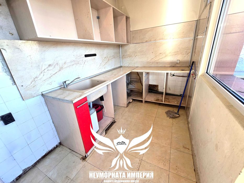 Продава се Многостаен апартамент в Асеновград - 157 кв.м за 1146 €/кв.м - Снимка #6