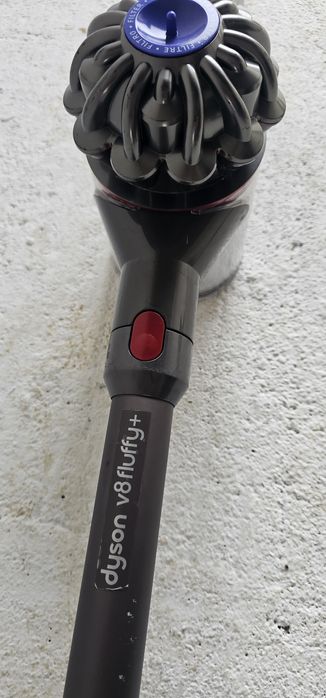Dyson v8 Fluffy Pret Bun