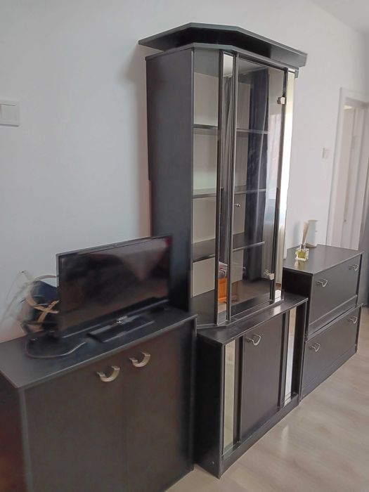 Inchiriez garsoniera zona Micalaca