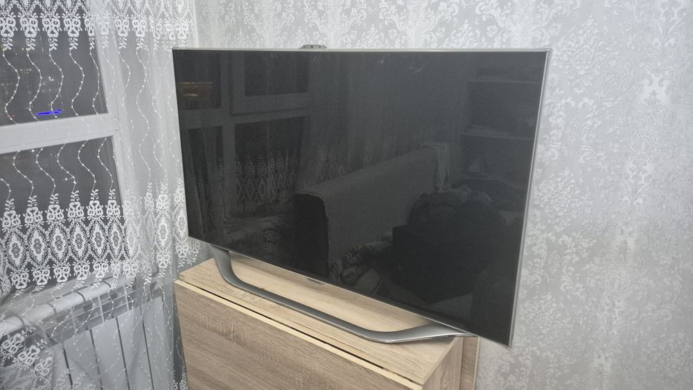 Телевизор SAMSUNG