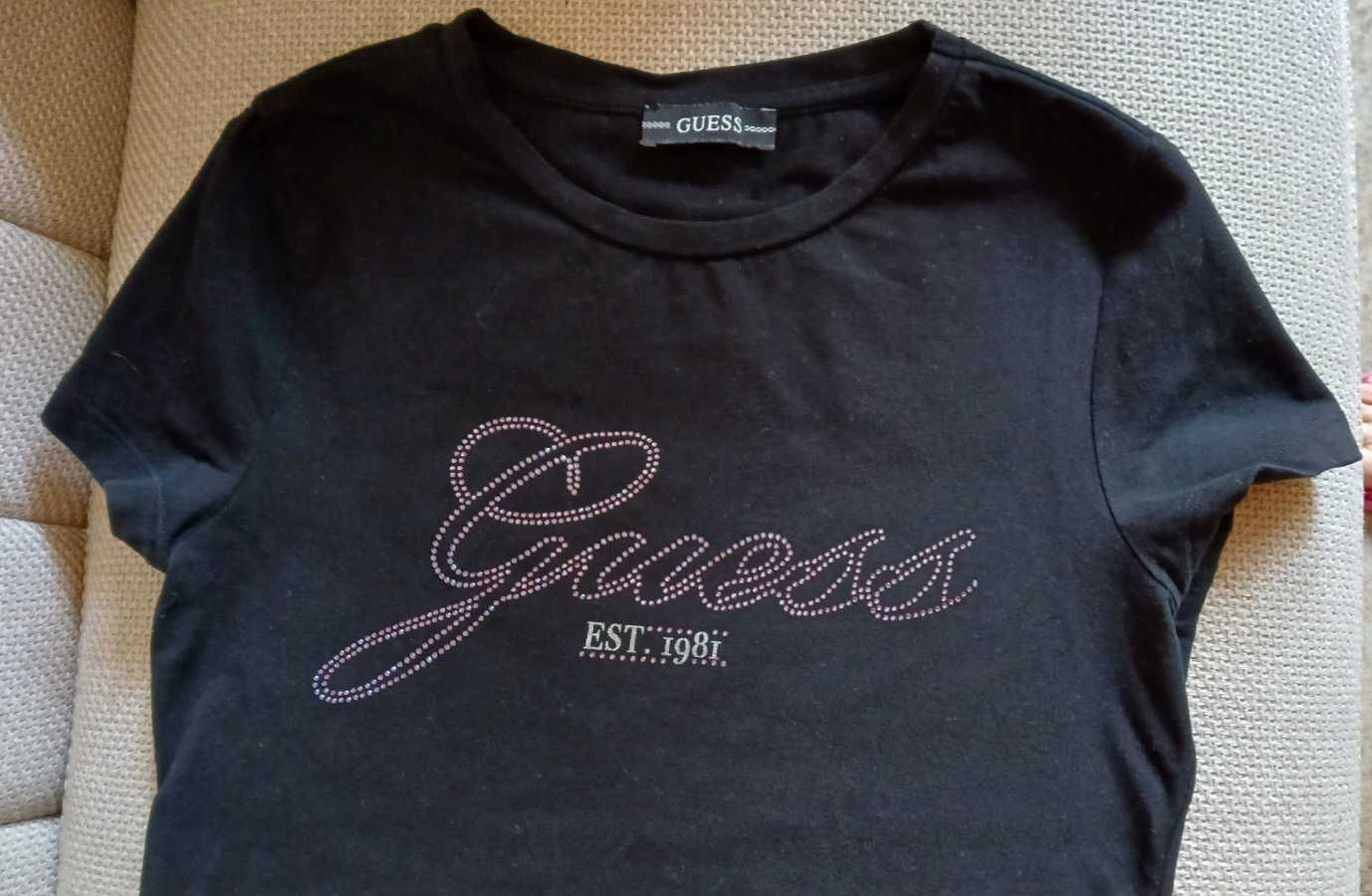 Тениска- черна на GUESS