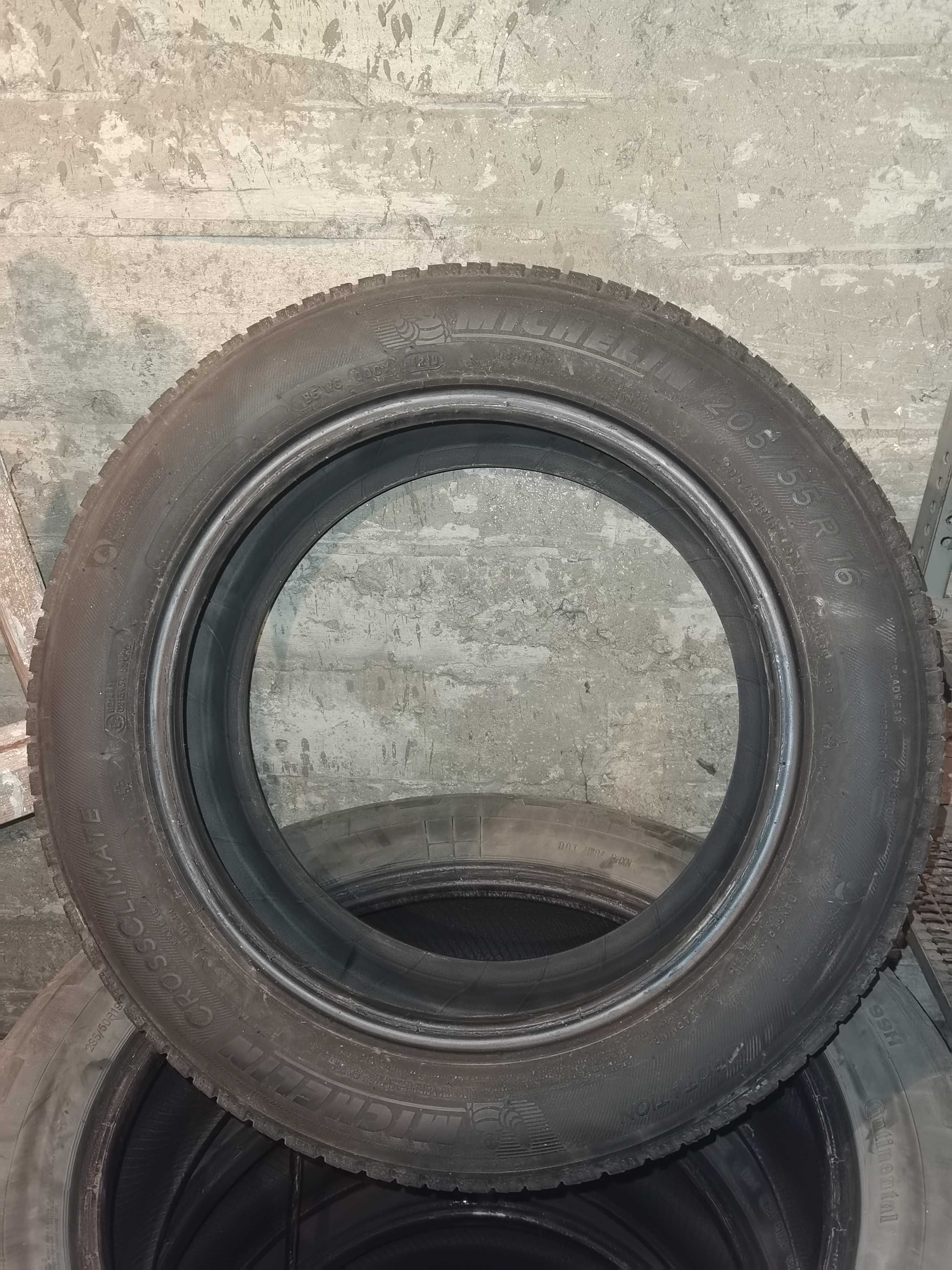 Гуми MICHELIN Crossclimate 205/55 R16 94V
