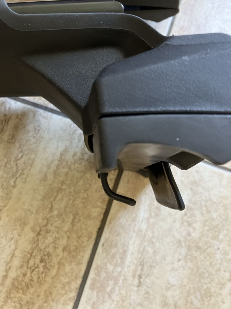 Thule Wingbar Edge Subaru Outback багажник греди
