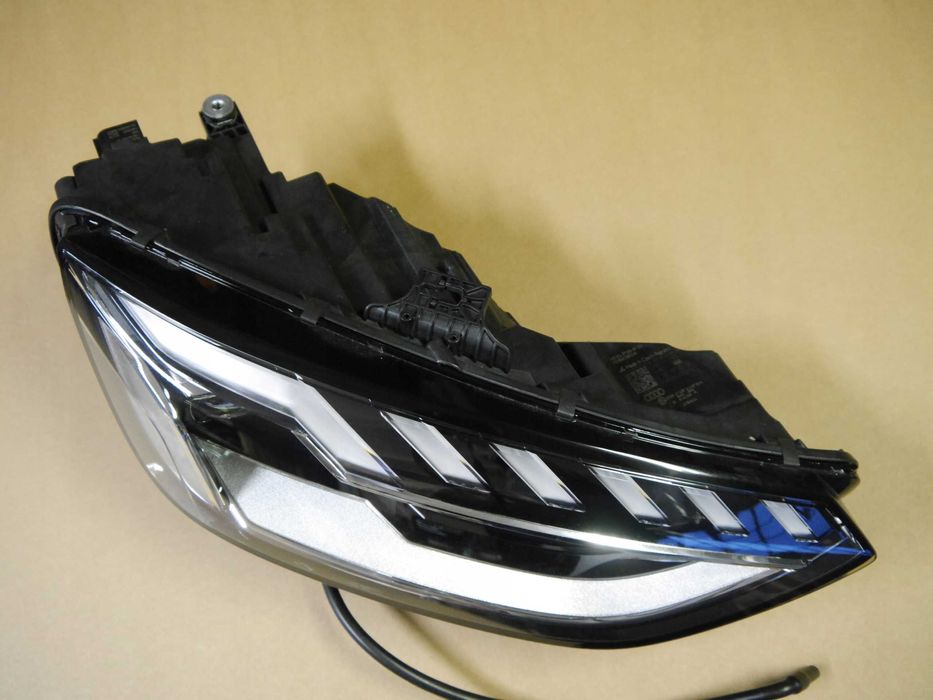 Audi A4 8W lift far full led matrix far stanga far dreapta faruri