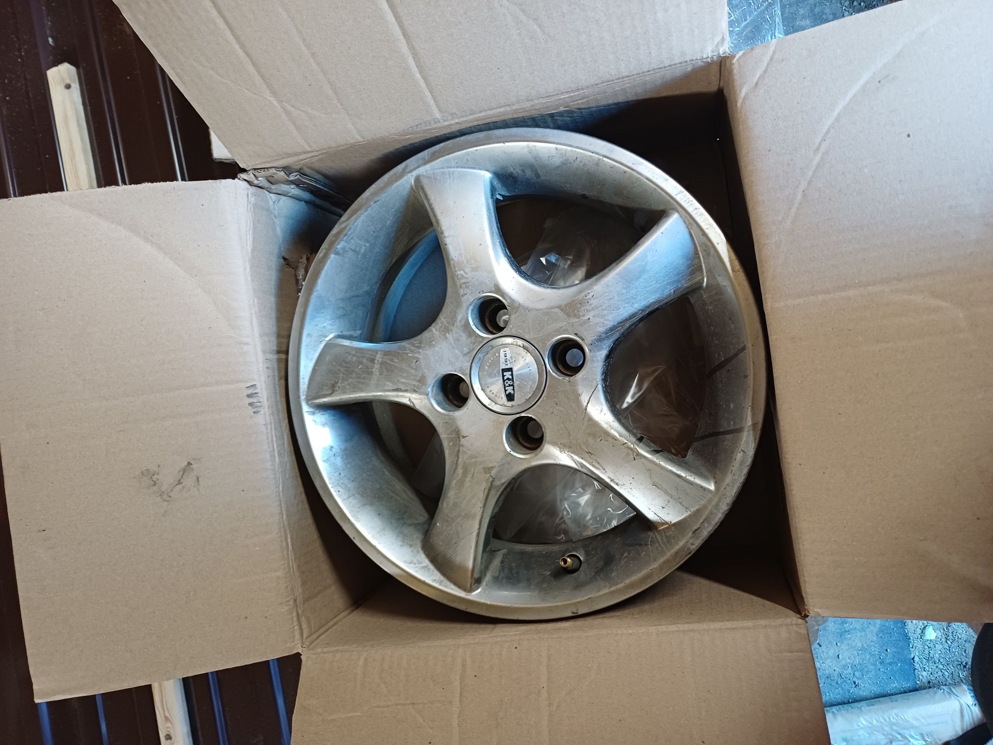 Продам диски р14