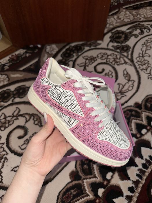 Женские красовки в паетках