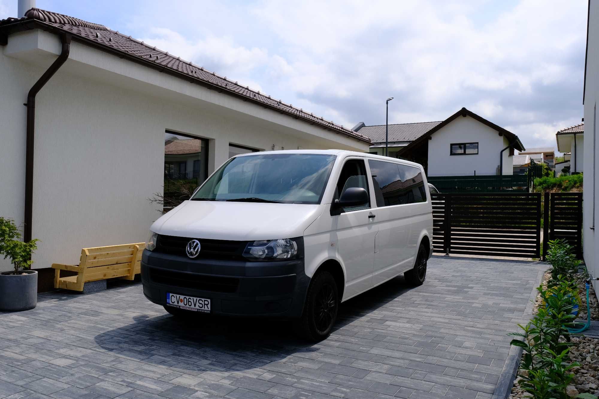 Volkswagen Transporter T5 Multivan 9 locuri