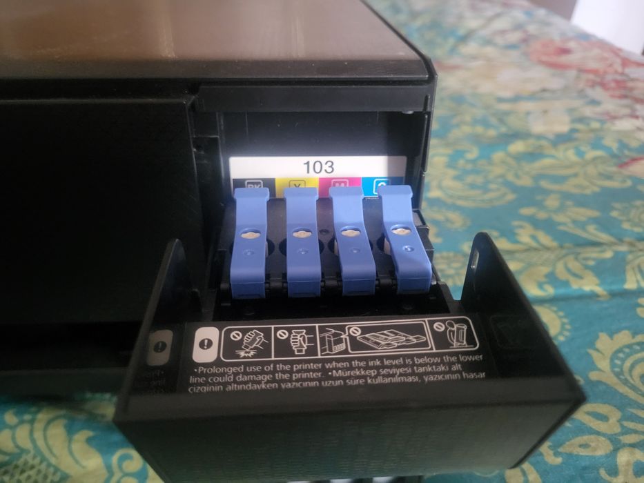 Imprimanta epson l3211 ecotank cu rezervor