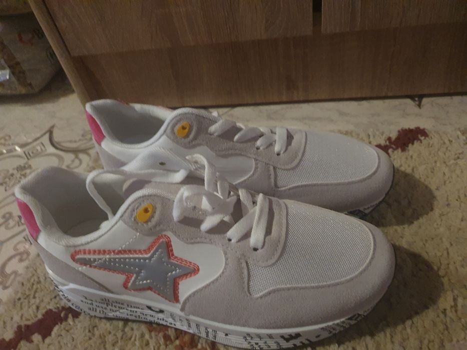Adidas marimea 38