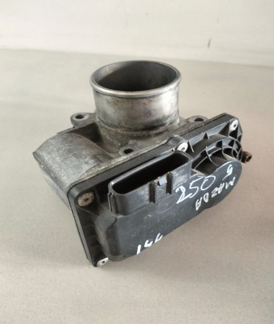 Clapeta acceleratie  2.0 diesel RF7J136BO Mazda 6 GG