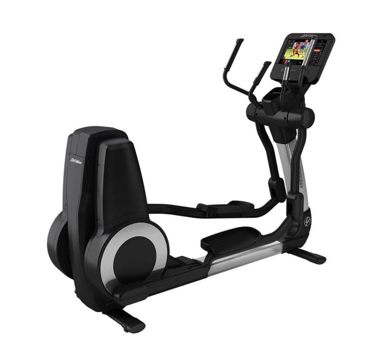 Bicicleta Eliptica Life  Fitness 95x SE3 HD , de ultima generatie