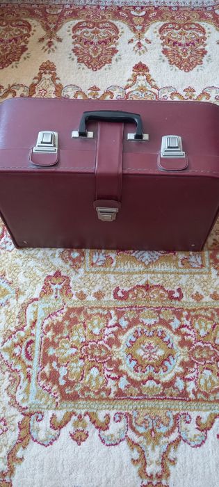 Aparat de cusut URSS