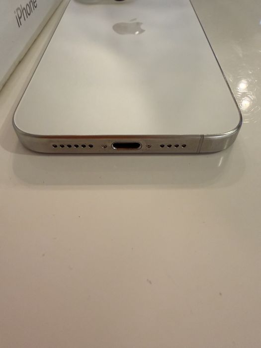 I phone 15 pro max 1TB