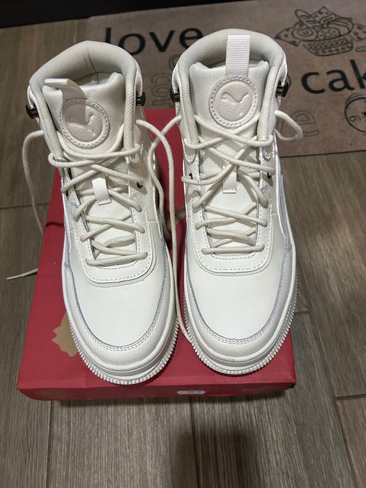 Дамски оргинални маратонки Пума