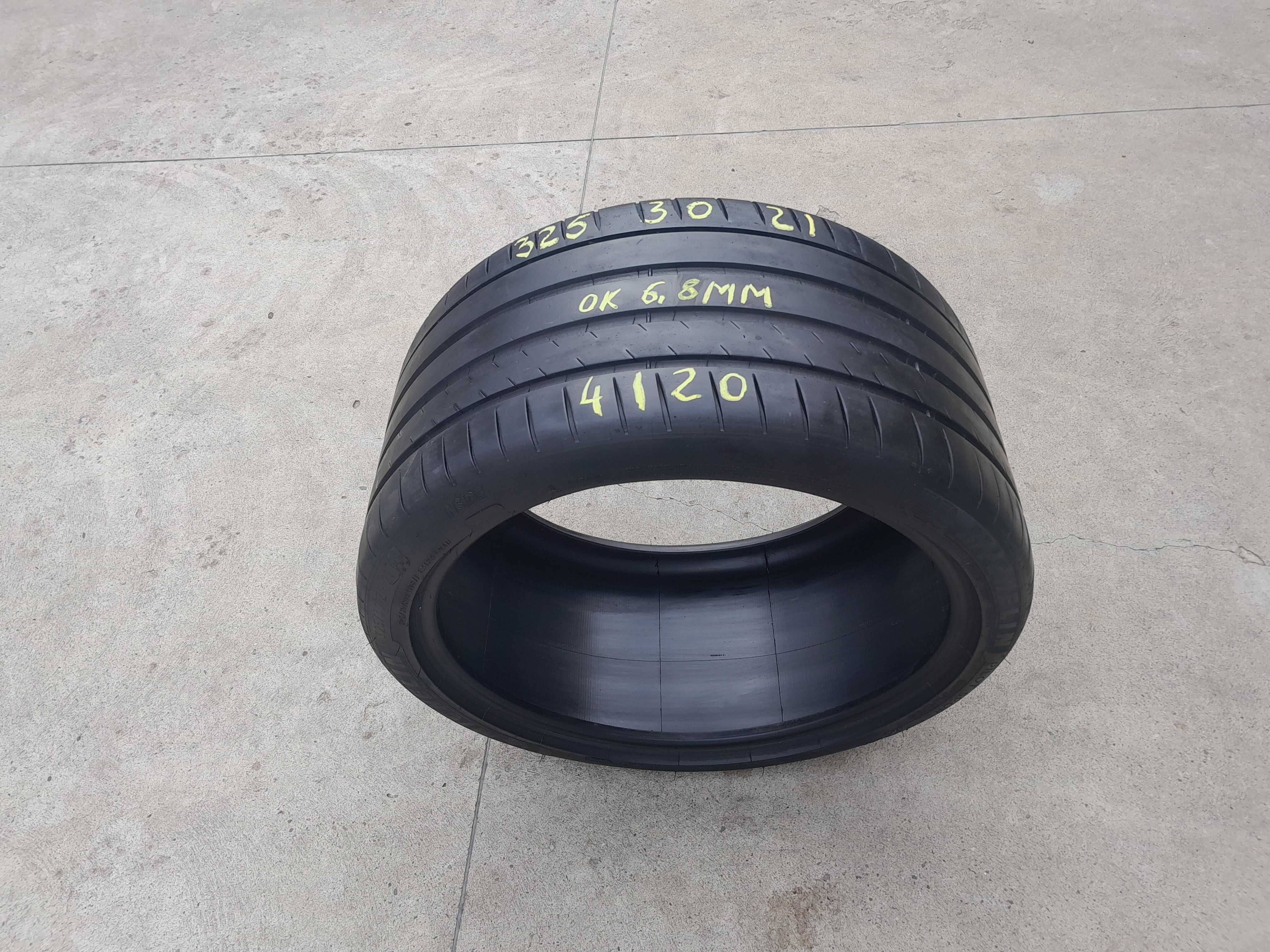 O anvelopa de vara 325 30 21 michelin pilot sport 4S 6,8 mm dot 4120