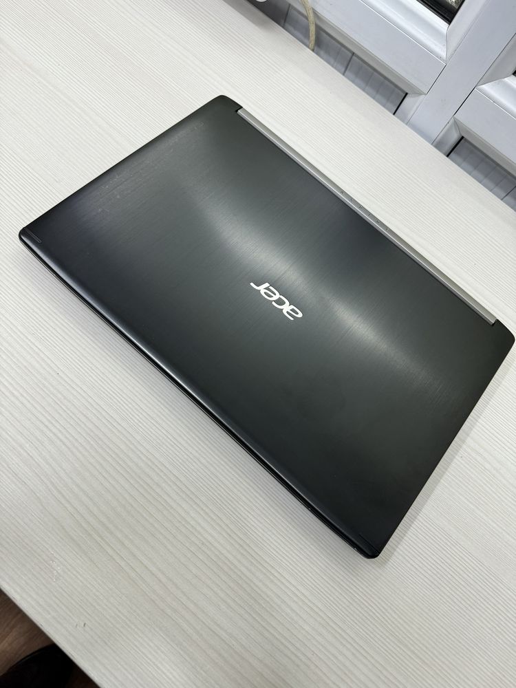 ACER Игровой Ноутбук Core i7-7th ОЗУ 16gb SSD 512gb GeForce GTX 4gb