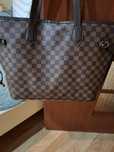 Geantă Louis vuitton