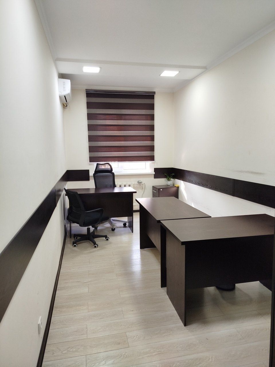 Катартал ТРЦ Парус 16м² 2этаж 1кабинет с мебелью Юр адреса
